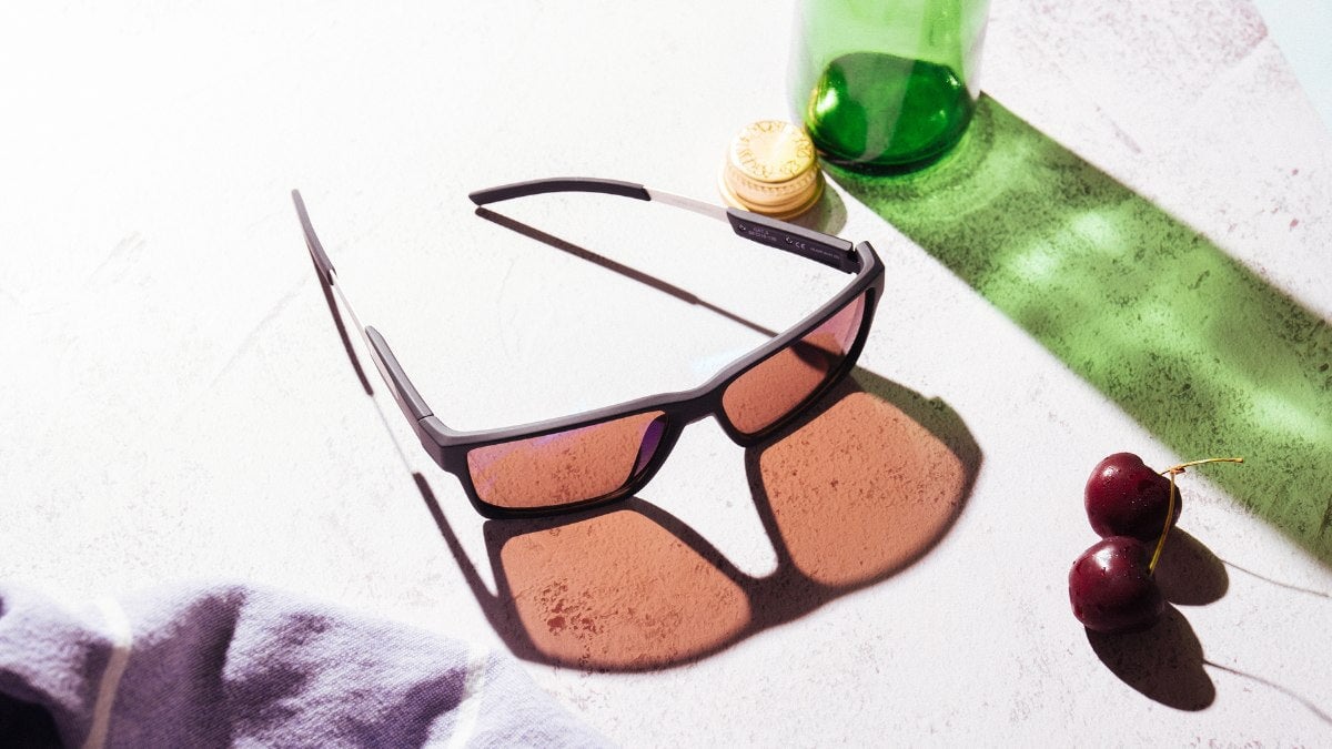 The advantages and disadvantages of polarized lenses for glasses sunglasses Horus X